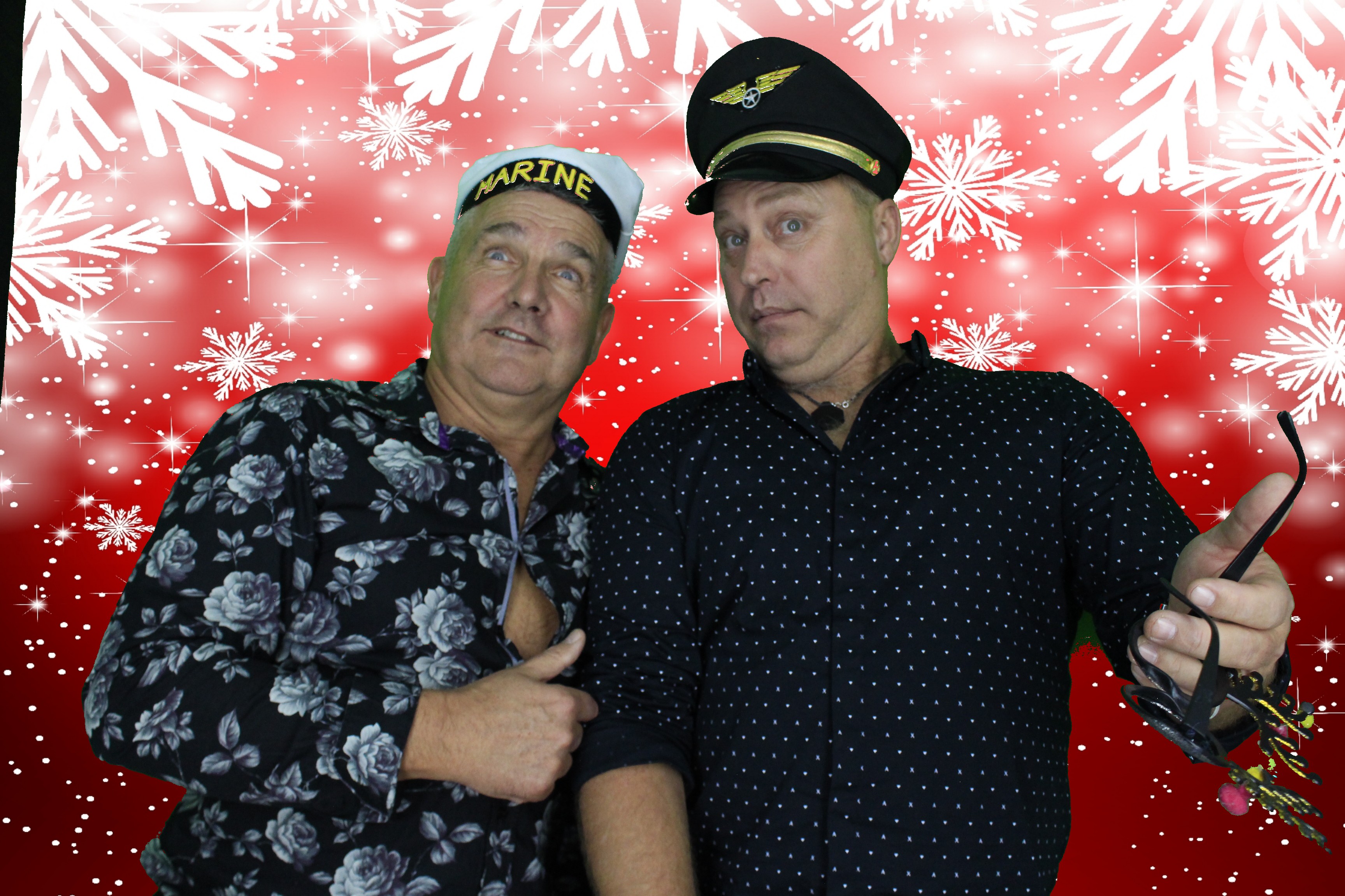 Silvermere Christmas Party  | View more photos from the event at gallery.myphotoboothexperience.co.uk/u/MyPhotoBoothExperienceLtd/Silvermere-Christmas-Party-0
